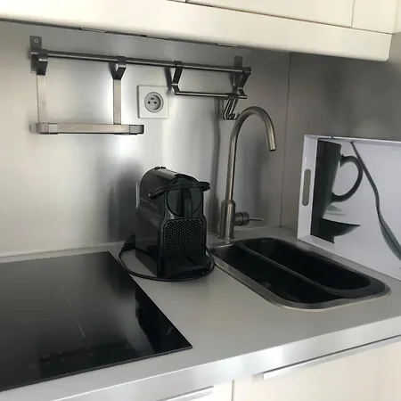 Le Nid Des Halles, Au Cœur Du Boulingrin