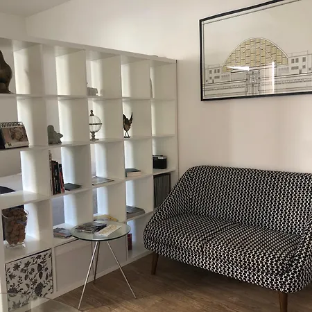 Le Nid Des Halles, Au Cœur Du Boulingrin *